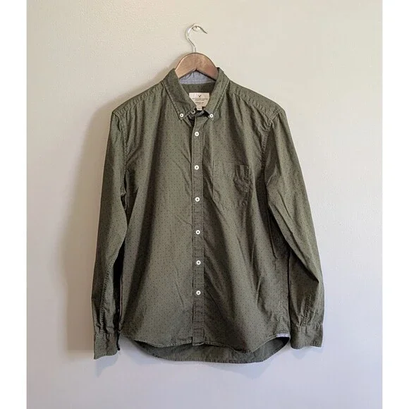 American Eagle Seriously Soft Shirt Mens Medium Green Button Down Classic Fit LS - Picture 2 of 5